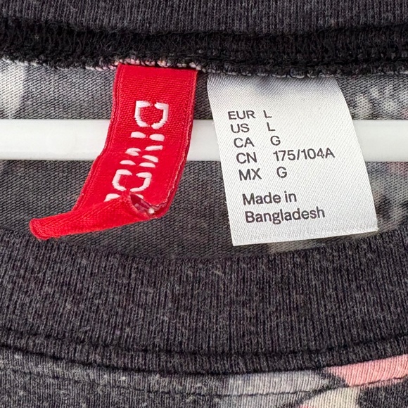 Division | Fresh Love Tshirt | Size Large - Picture 2 of 2